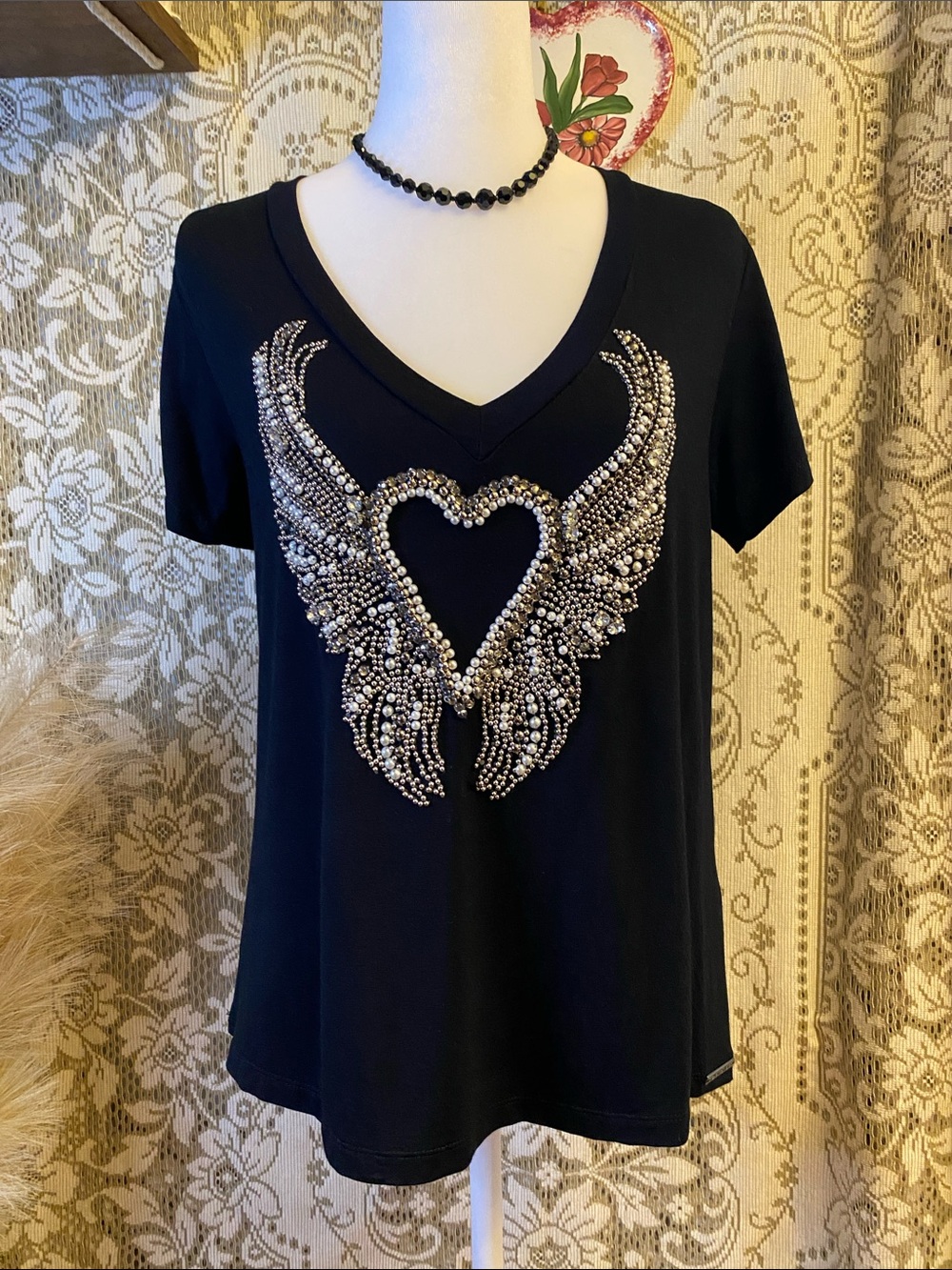Y2K Feminine/Glamour/Rhinestones Black V-Neck Embellished Wing Heart Top